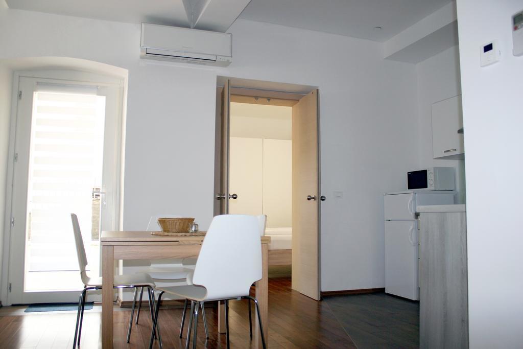 Park Apartments Изола Екстериор снимка