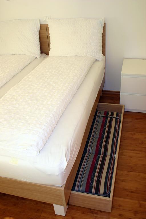 Park Apartments Изола Екстериор снимка